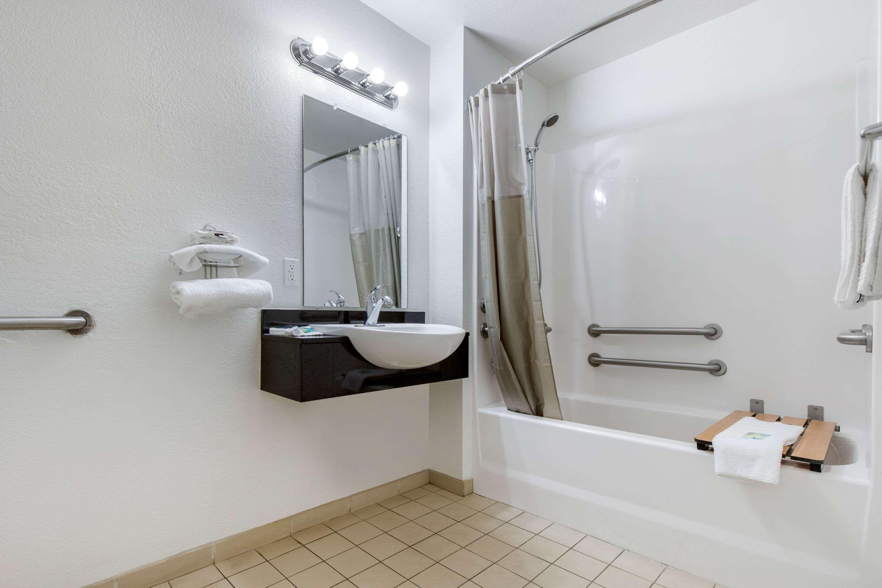 Rodeway Inn Winston Salem Route 52 Zewnętrze zdjęcie