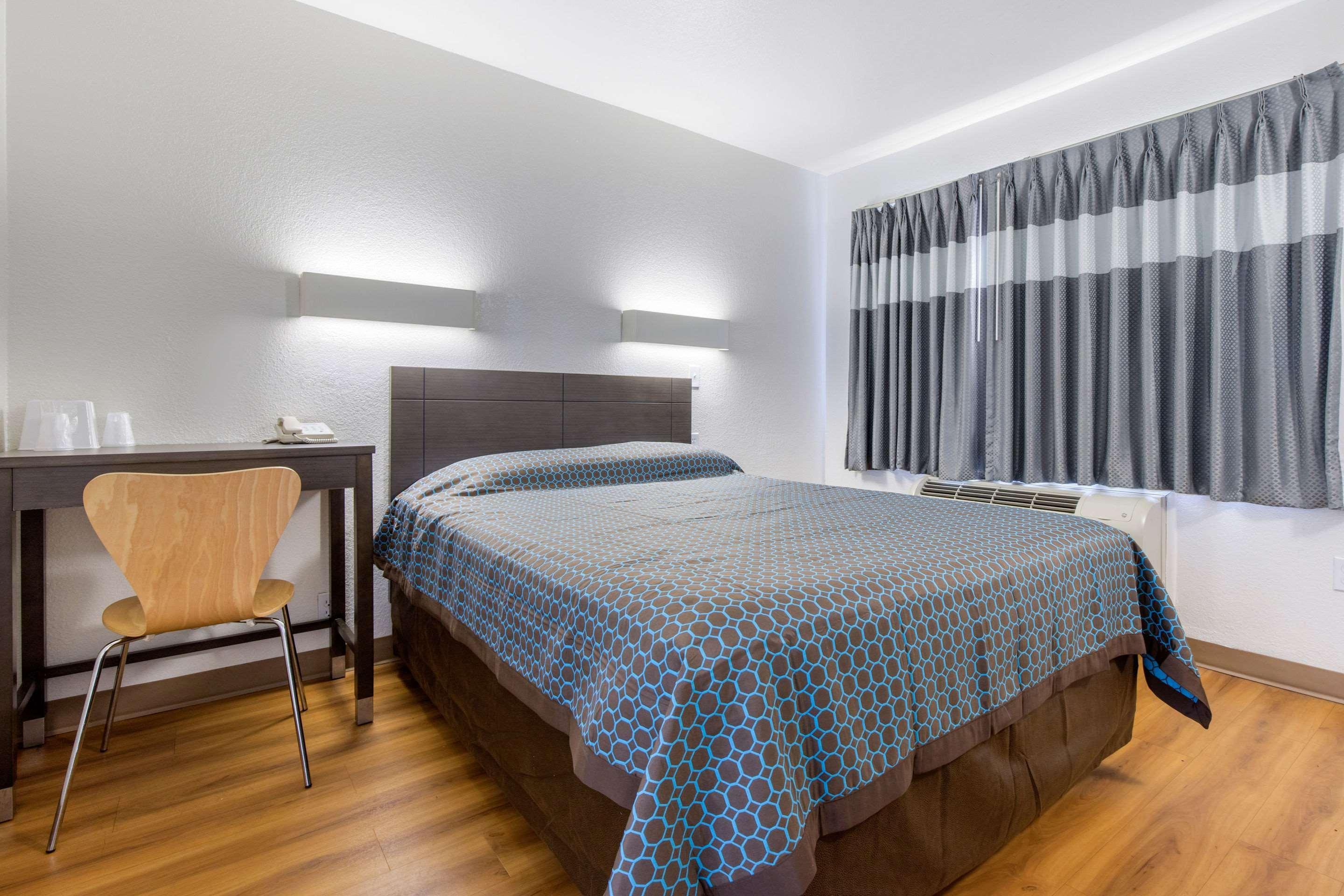 Rodeway Inn Winston Salem Route 52 Zewnętrze zdjęcie