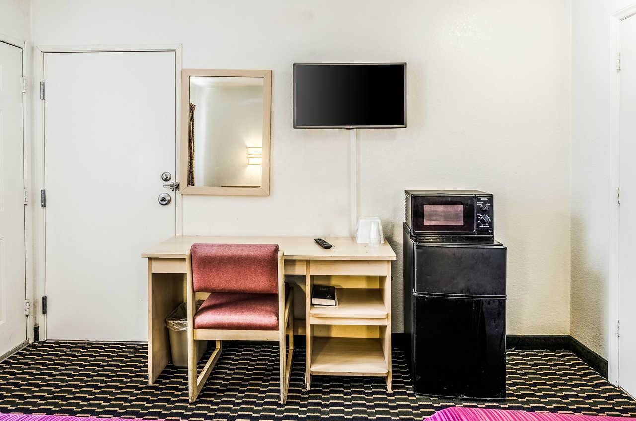 Rodeway Inn Winston Salem Route 52 Zewnętrze zdjęcie