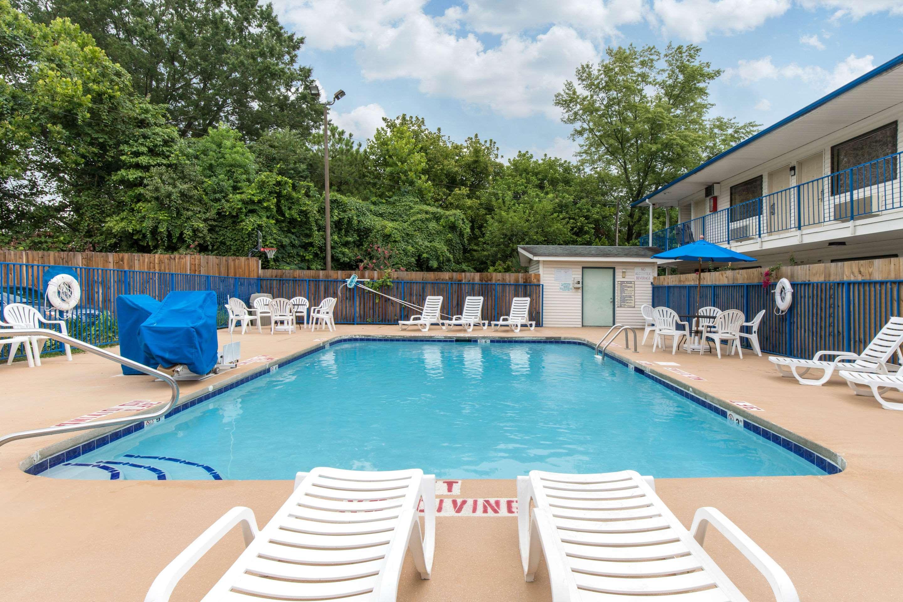 Rodeway Inn Winston Salem Route 52 Zewnętrze zdjęcie